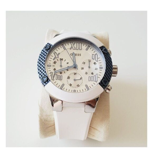 GUESS Multi-function Dial Unisex Watch U0772L3 EUC - Picture 3 of 6